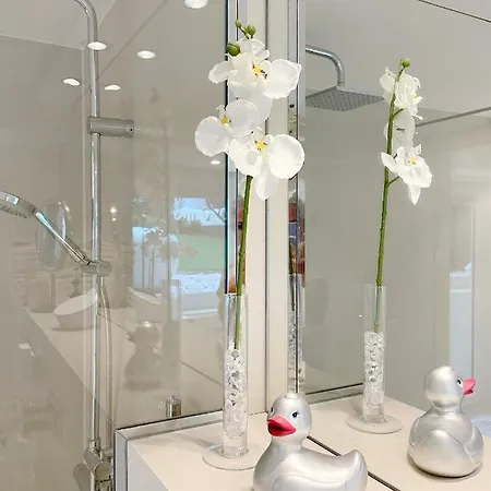 Hideaway Work & Relax, Homeoffice, W-lan, Privater Dream Garten Apartmán Neuss