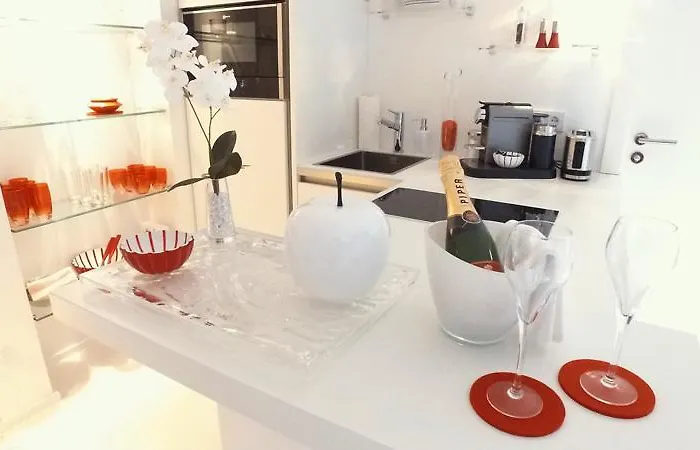 Hideaway Work & Relax, Homeoffice, W-lan, Privater Dream Garten Appartement *