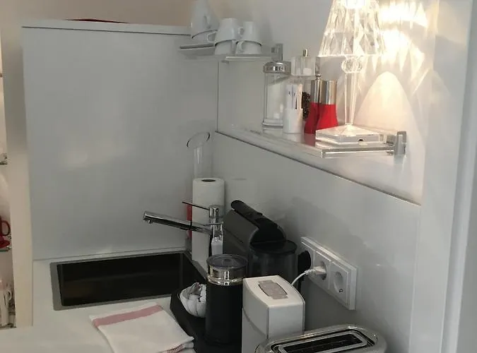 Hideaway Work & Relax, Homeoffice, W-lan, Privater Dream Garten Appartement Neuss