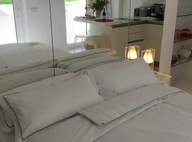 Hideaway Work & Relax, Homeoffice, W-lan, Privater Dream Garten * Neuss